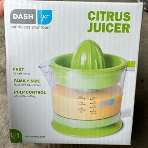 Citrus juicer